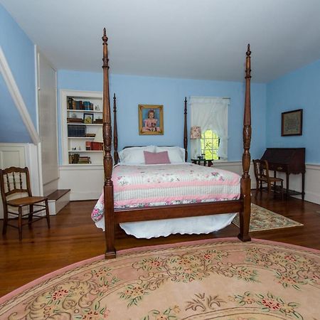 Oak Grove Bed And Breakfast Южный Бостон Номер фото
